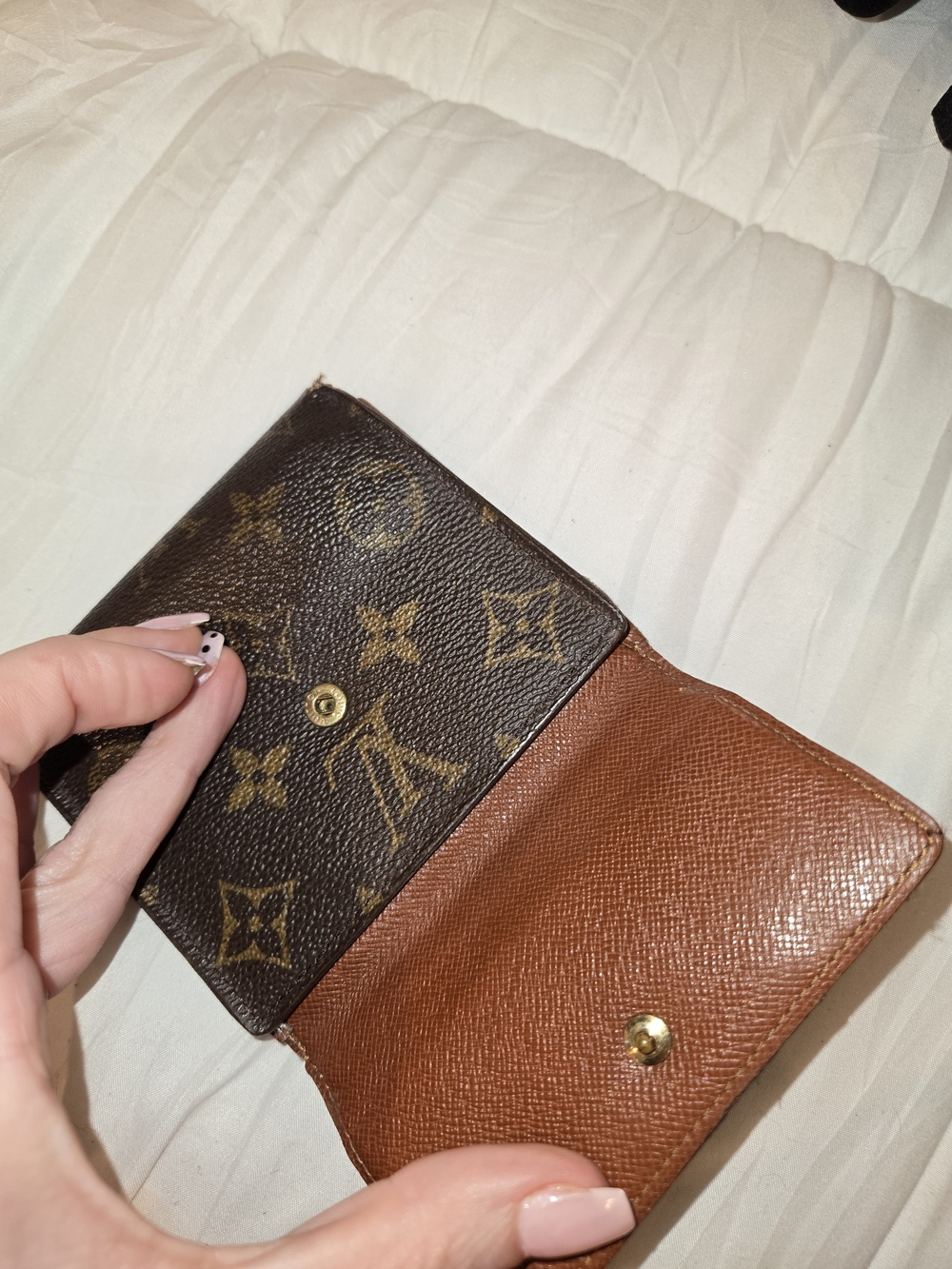 LOUIS VUITtON Brown Monogram Compact Wallet - Picture 9 of 12